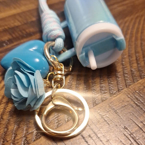 Iridescent Keychain Bag Charm with Blue "Stanley" Like Charm - Picture 8 of 8